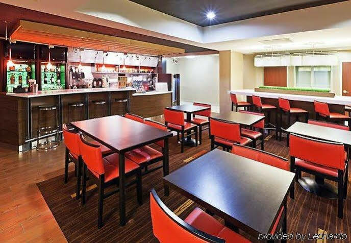 ホテル コートヤード ラボック エクステリア 写真